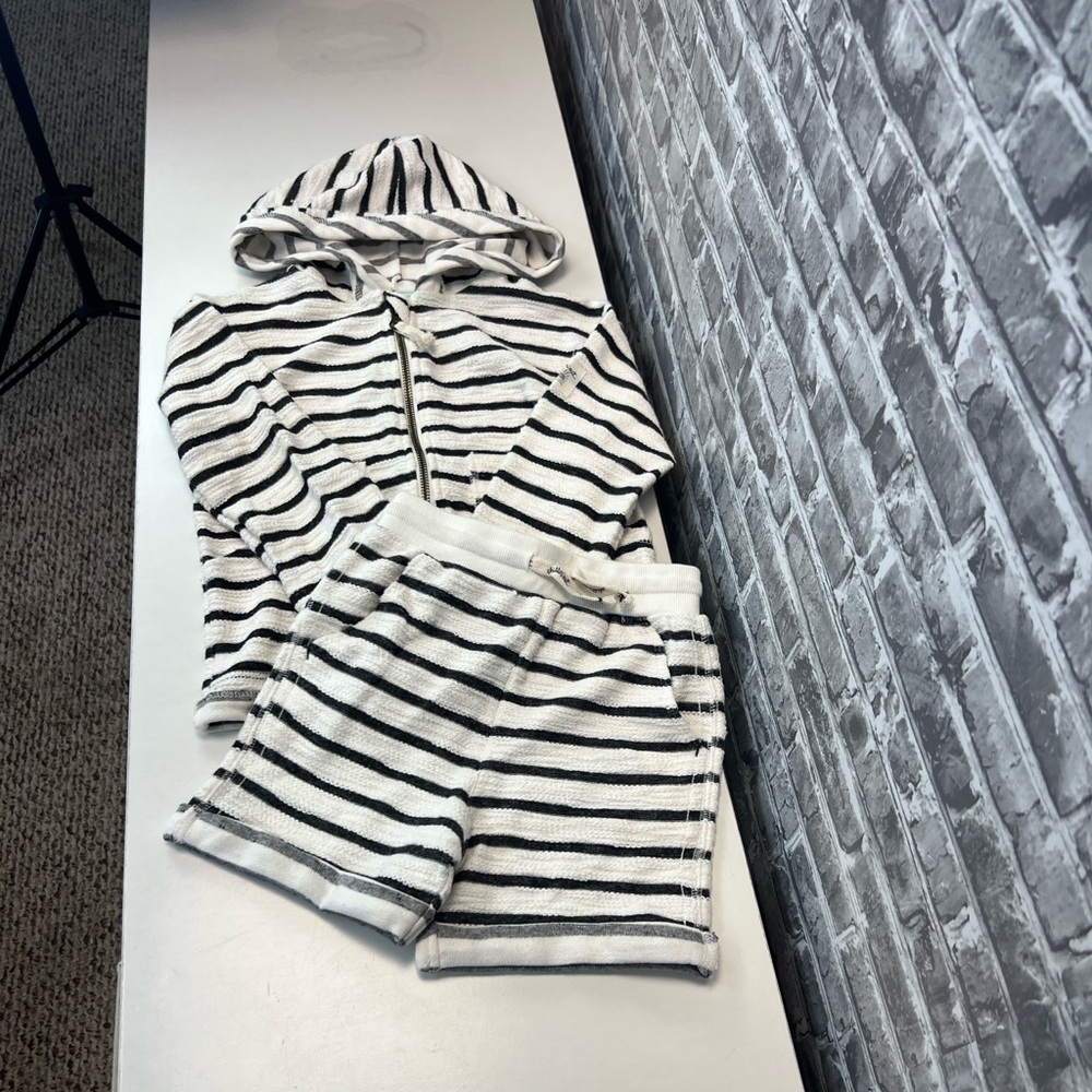 Boy’s matching shorts set